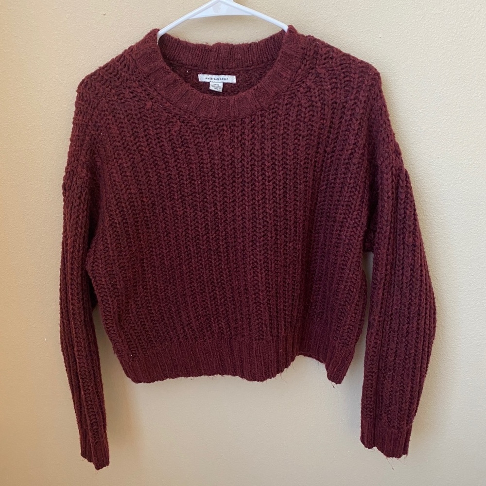 Cute cropped American Eagle sweater!